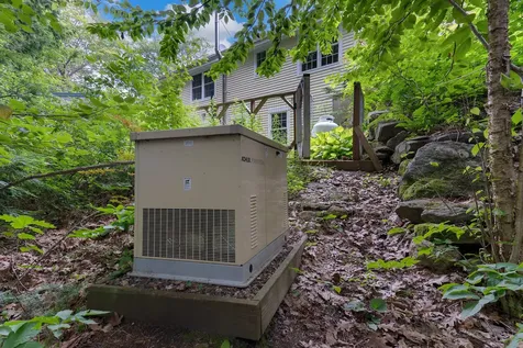 9 Hemlock Hill Road Edgecomb ME 04556