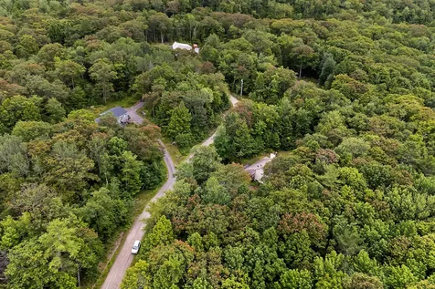 9 Hemlock Hill Road Edgecomb ME 04556