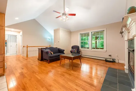9 Hemlock Hill Road Edgecomb ME 04556