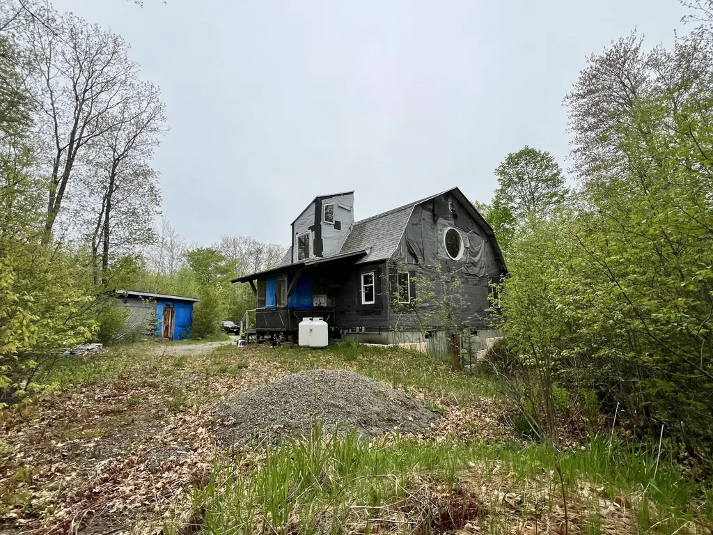 1660 Main Road Greenbush ME 04418