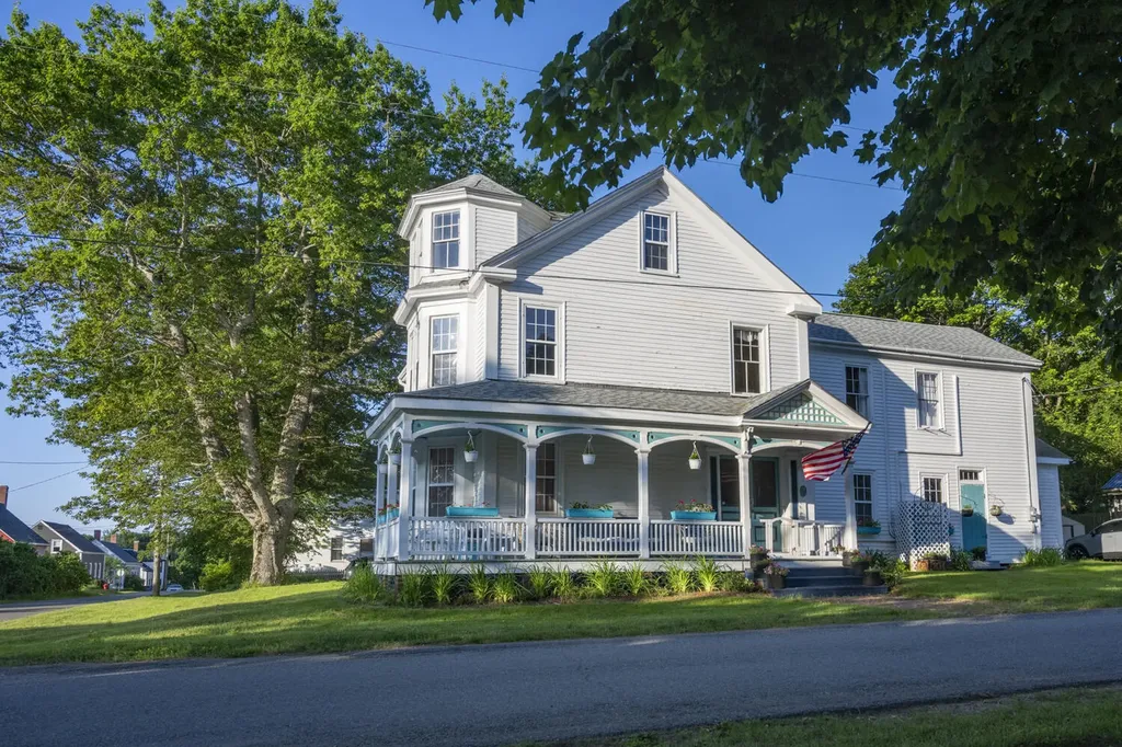 Eastport ME, 10 Shackford Street