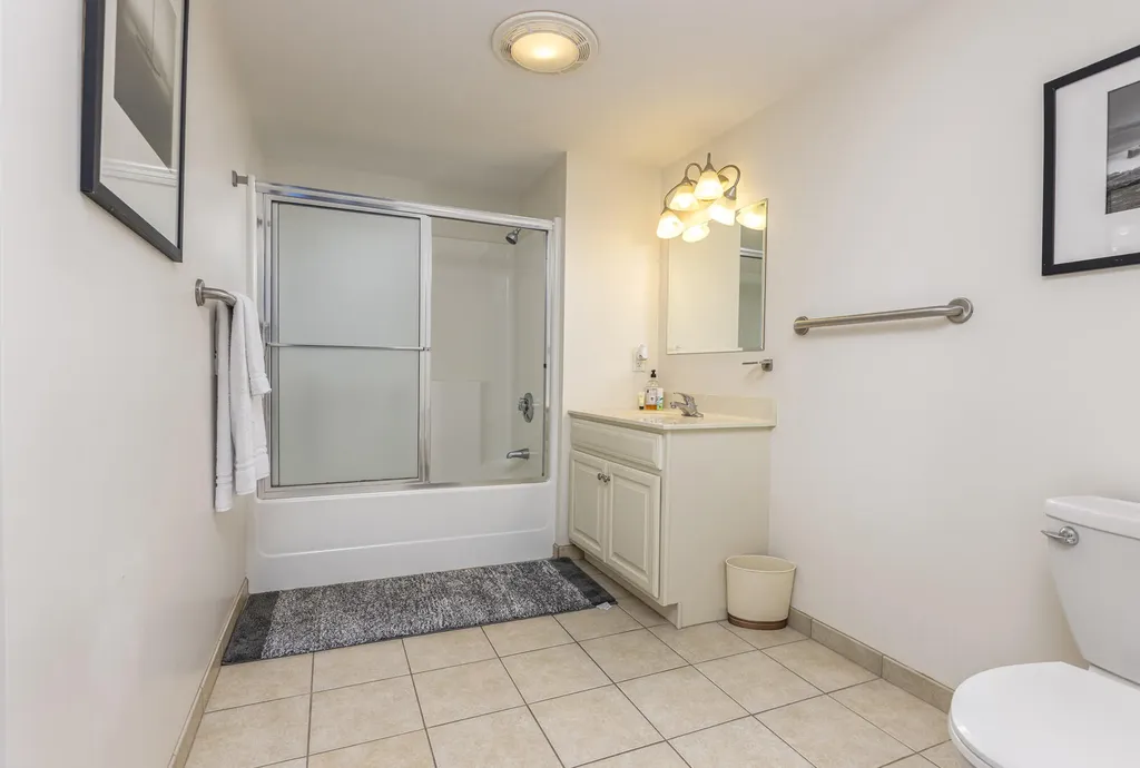 1 E Grand Avenue Old Orchard Beach ME 04064