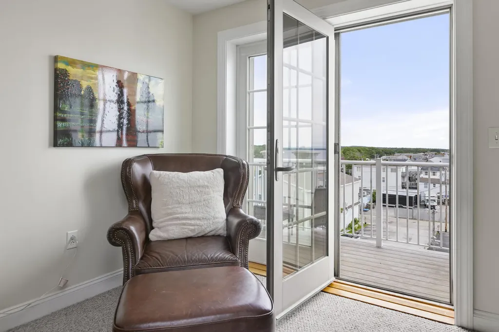 1 E Grand Avenue Old Orchard Beach ME 04064