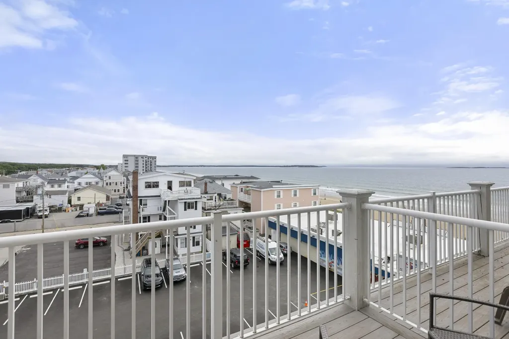 1 E Grand Avenue Old Orchard Beach ME 04064