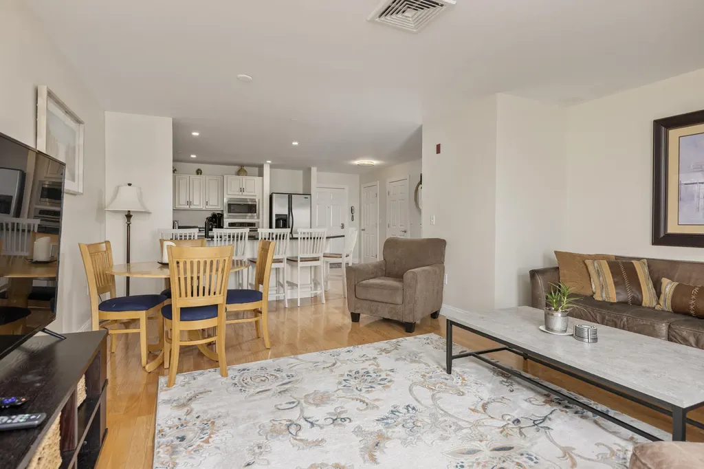 1 E Grand Avenue Old Orchard Beach ME 04064