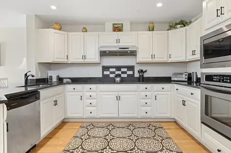 1 E Grand Avenue Old Orchard Beach ME 04064