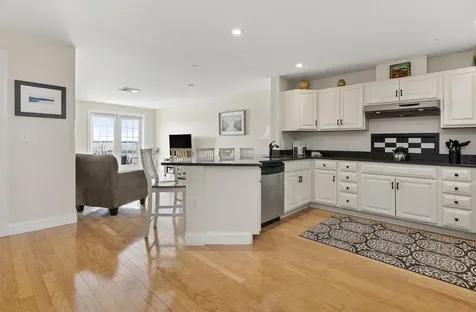 1 E Grand Avenue Old Orchard Beach ME 04064