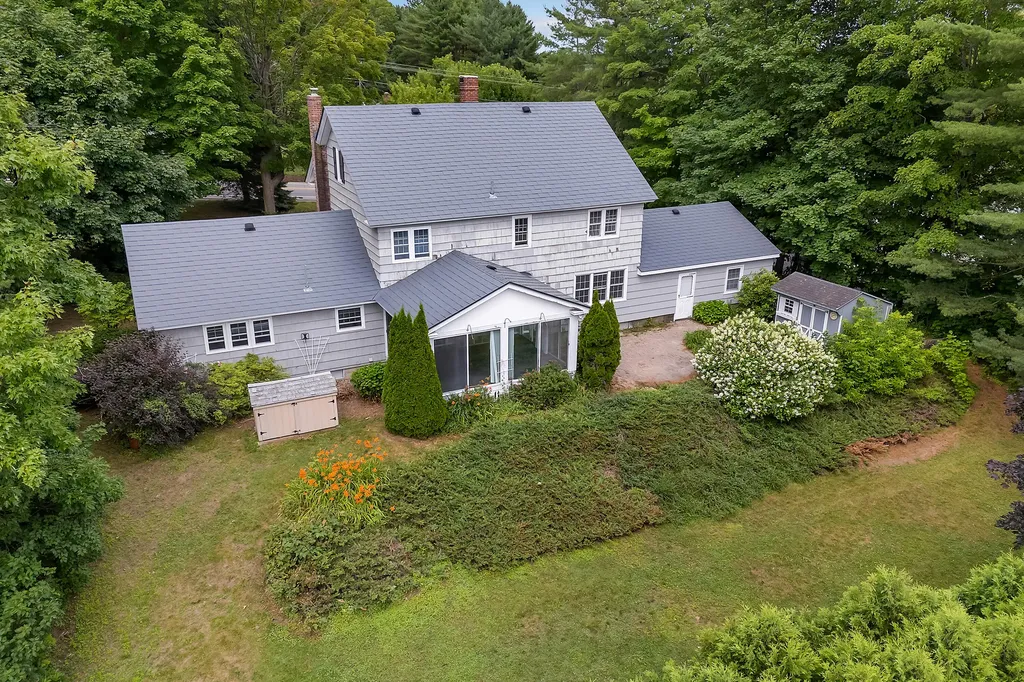 237 Pleasant Street Lewiston ME 04240