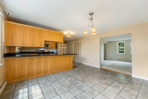 237 Pleasant Street Lewiston ME 04240