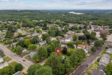 237 Pleasant Street Lewiston ME 04240