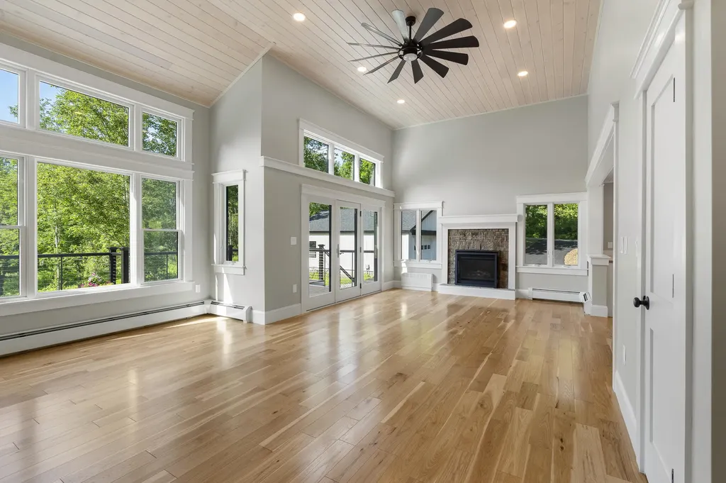 862 W Neck Road Nobleboro ME 04555