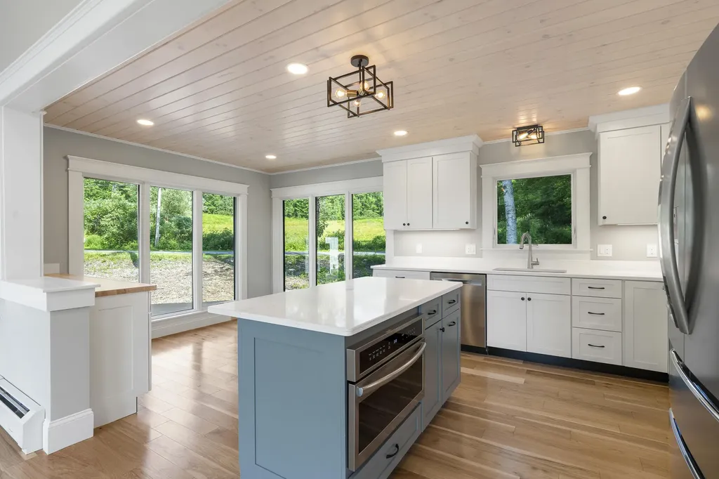 862 W Neck Road Nobleboro ME 04555