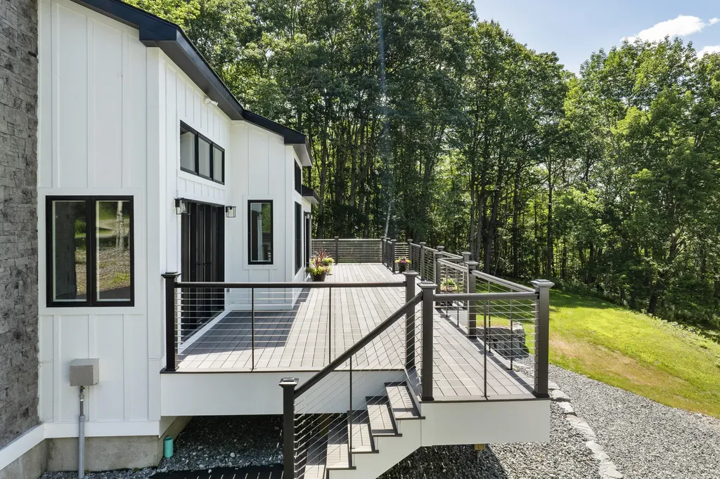 862 W Neck Road Nobleboro ME 04555