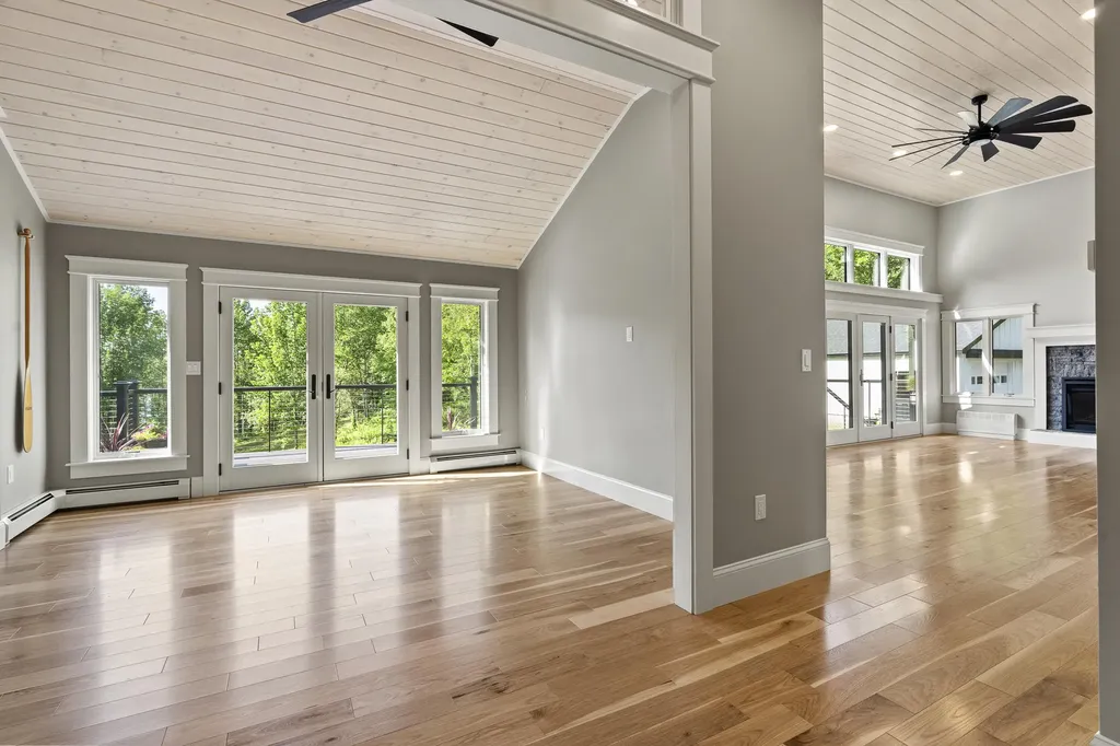 862 W Neck Road Nobleboro ME 04555
