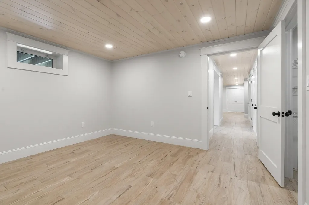 862 W Neck Road Nobleboro ME 04555
