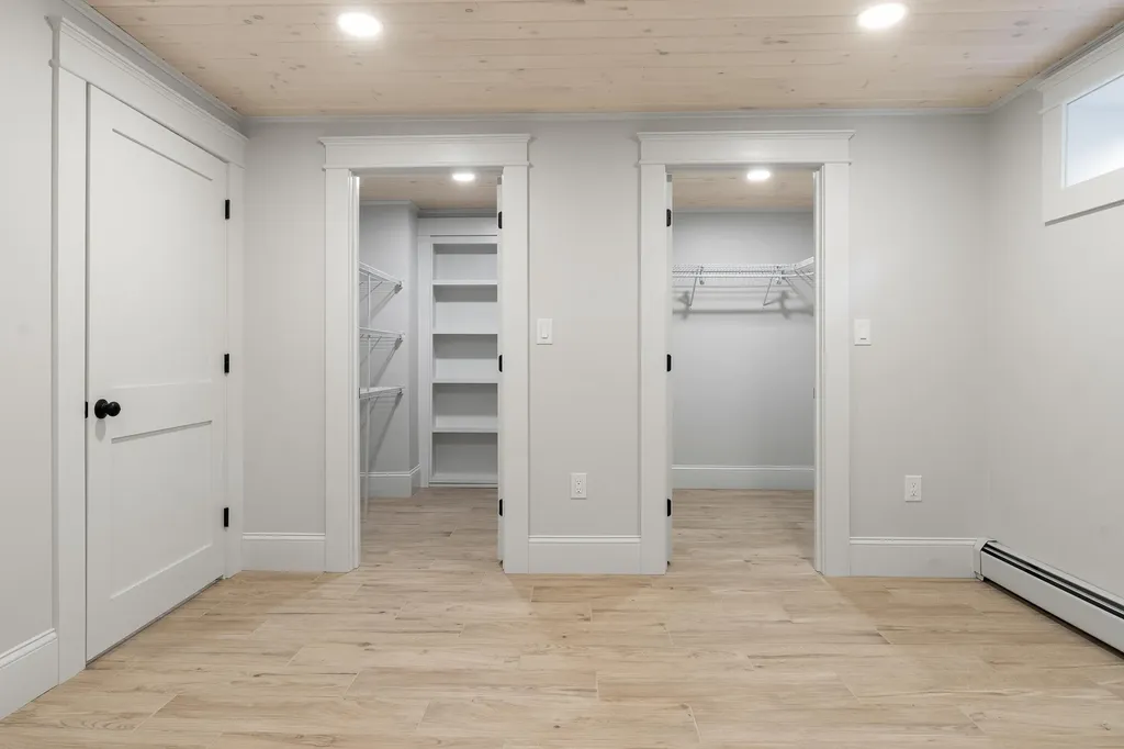 862 W Neck Road Nobleboro ME 04555