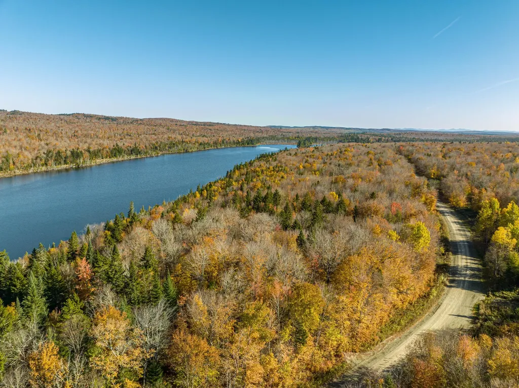 1 Narrow Pond Road T8 R14 Wels ME 04441