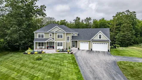 8 Red Barn Circle Scarborough ME 04074