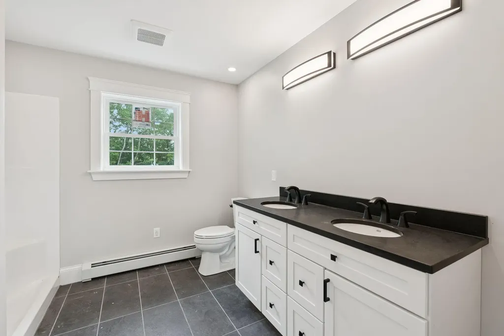 127 Bond Brook Road Augusta ME 04330