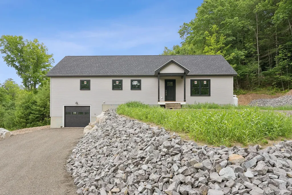 127 Bond Brook Road Augusta ME 04330