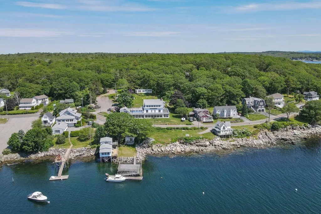 146 State Route 32 Bristol ME 04554