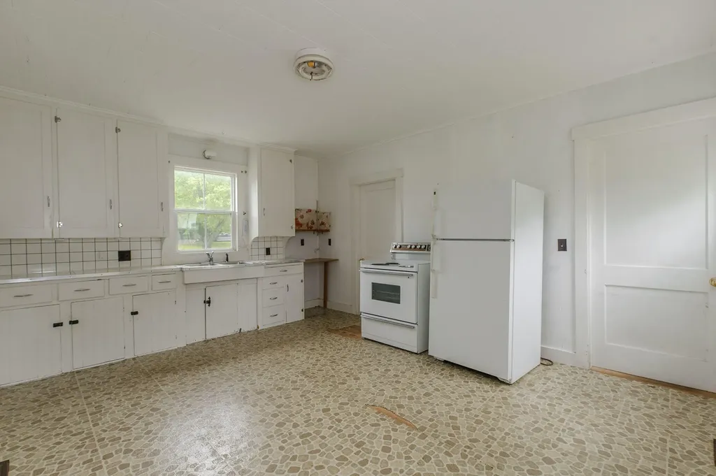 417 Fairbanks Road Farmington ME 04938