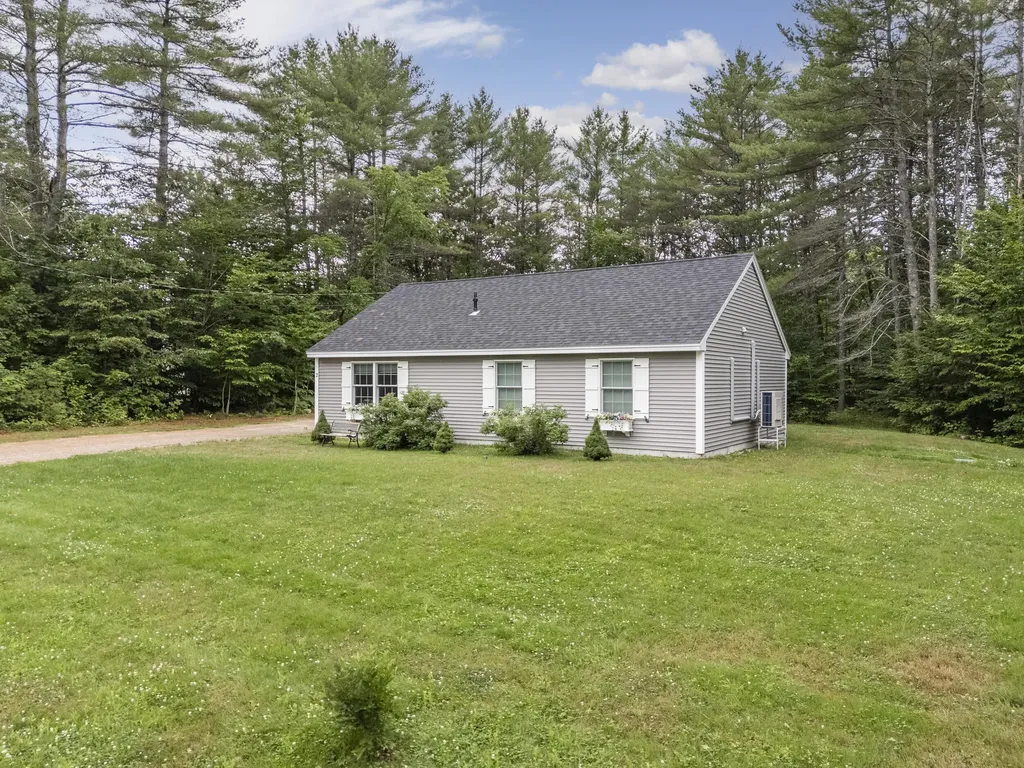 2 Jameson Drive Bridgton ME 04009