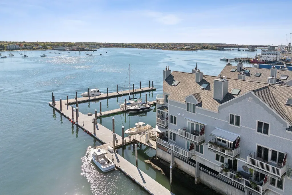 315 Chandlers Wharf Portland ME 04101