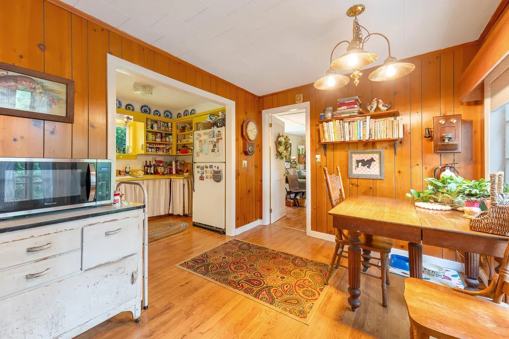 131 River Road Newcastle ME 04553
