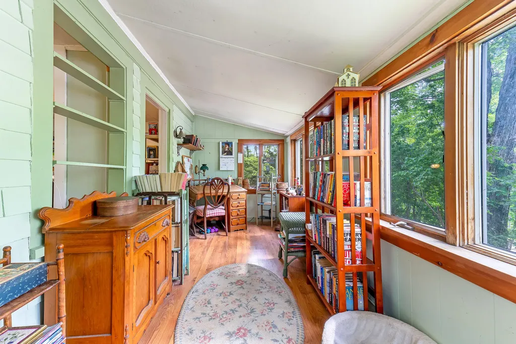 131 River Road Newcastle ME 04553