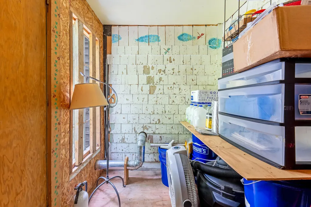 131 River Road Newcastle ME 04553