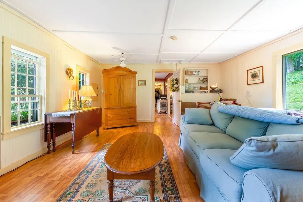 131 River Road Newcastle ME 04553