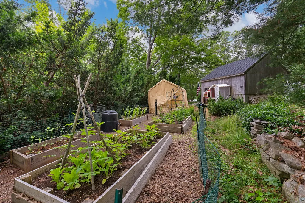 131 River Road Newcastle ME 04553