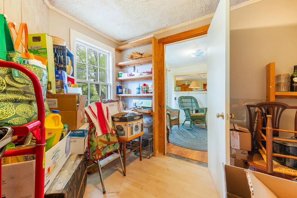 131 River Road Newcastle ME 04553