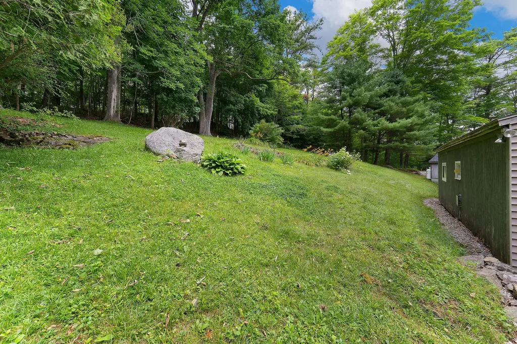 131 River Road Newcastle ME 04553