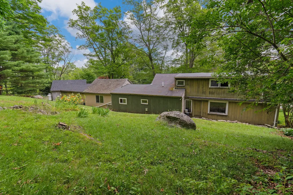 131 River Road Newcastle ME 04553