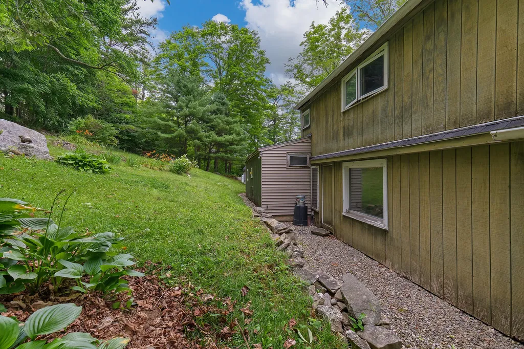 131 River Road Newcastle ME 04553