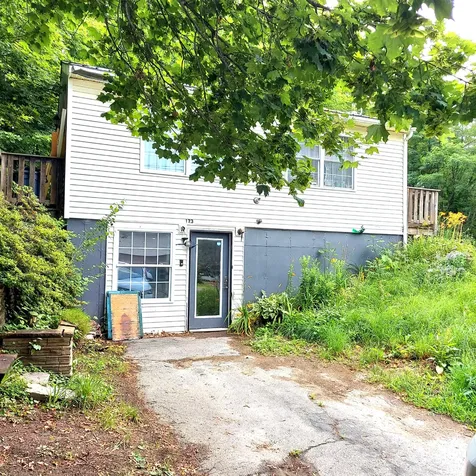 123 Town Farm Road Farmington ME 04938