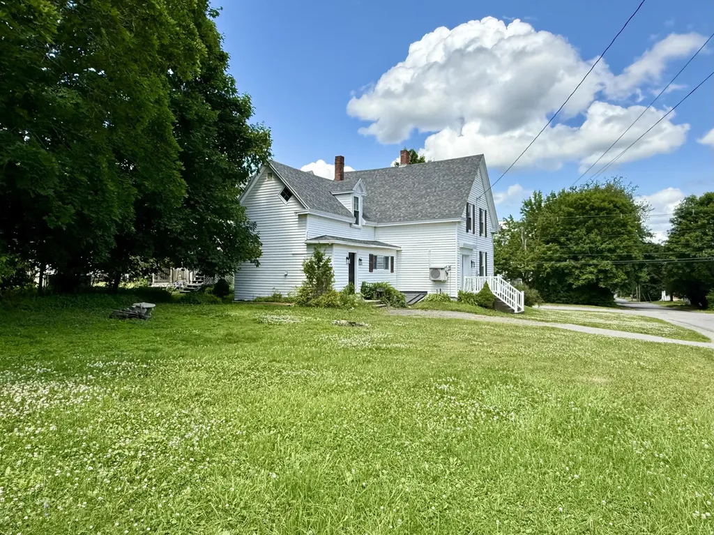 89 Washington Street Calais ME 04619