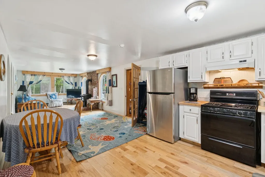 454 North Road Chebeague Island ME 04017