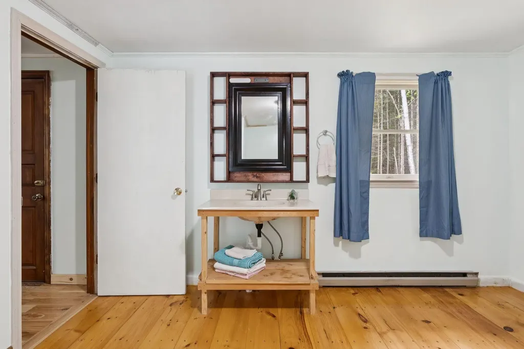 454 North Road Chebeague Island ME 04017
