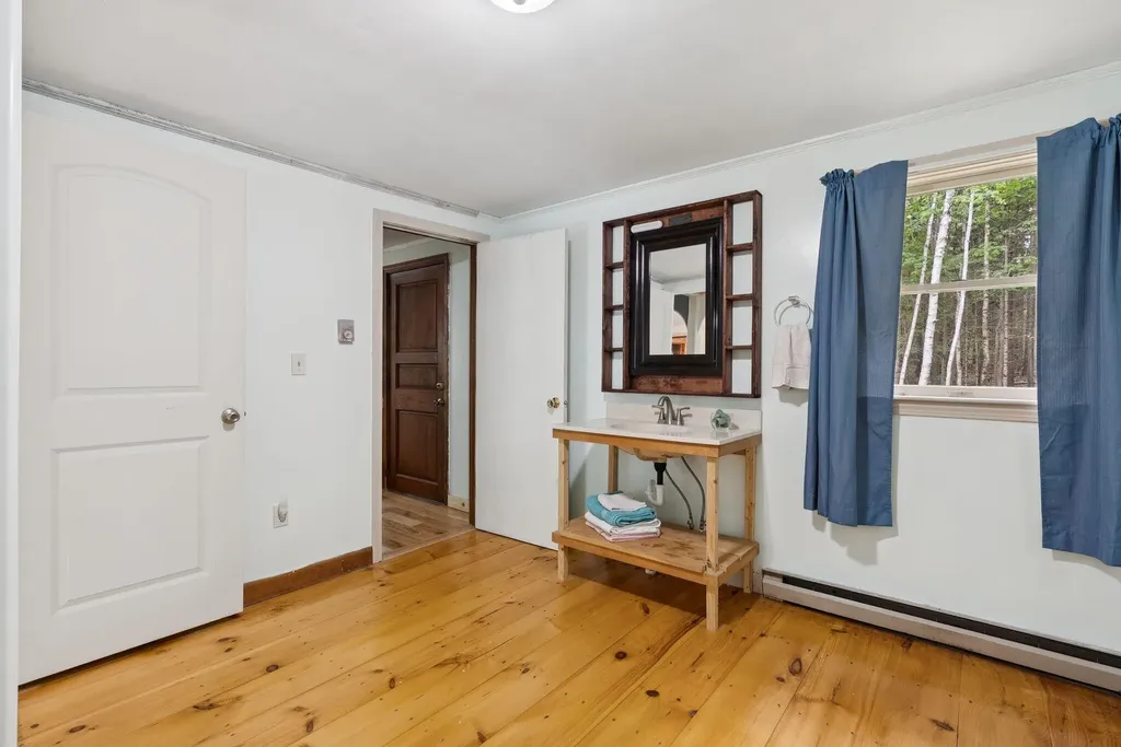 454 North Road Chebeague Island ME 04017