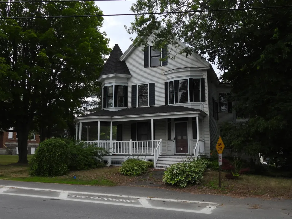 65 High Street Fairfield ME 04937