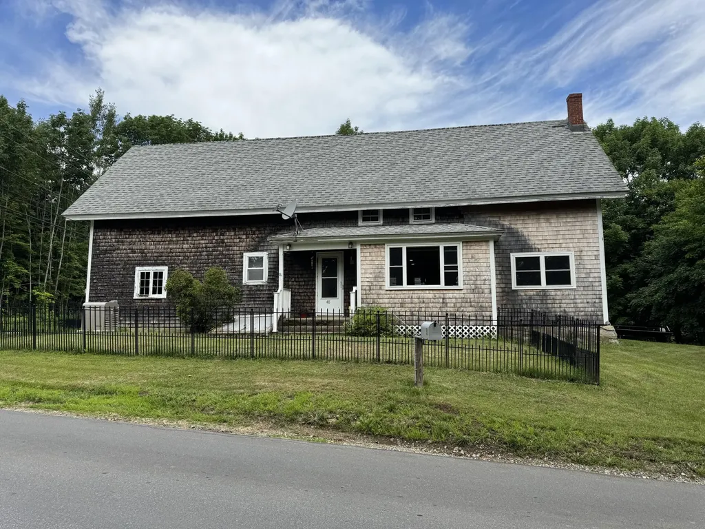 48 Calderwood Road Washington ME 04574