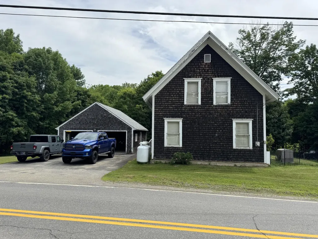 48 Calderwood Road Washington ME 04574