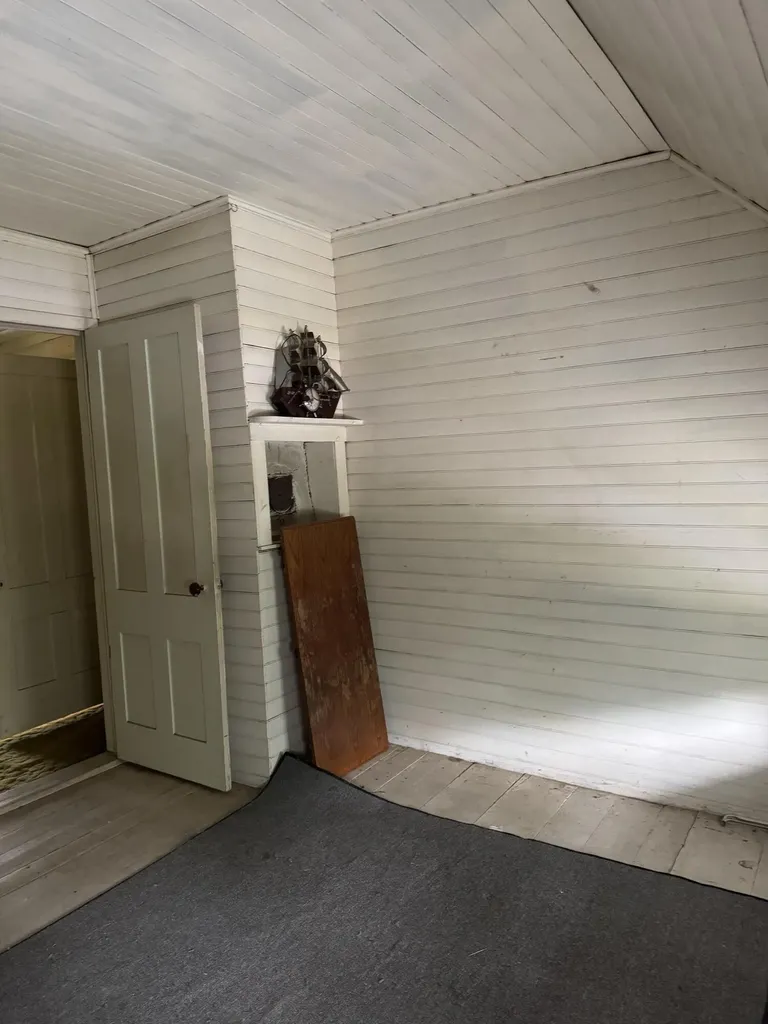 48 Calderwood Road Washington ME 04574