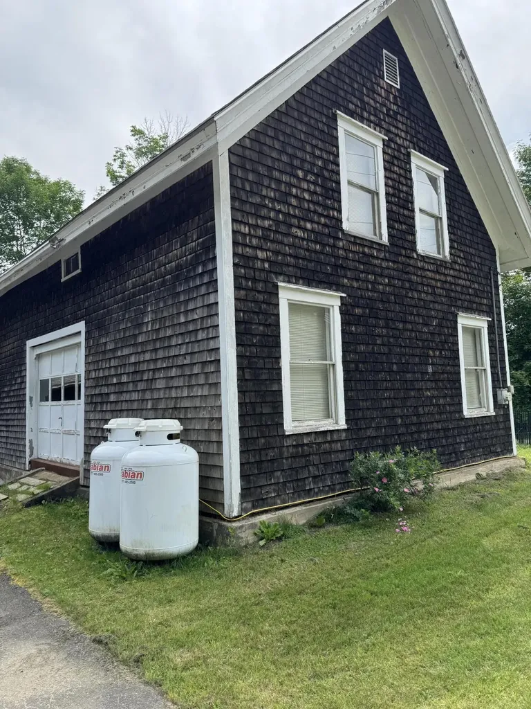 48 Calderwood Road Washington ME 04574