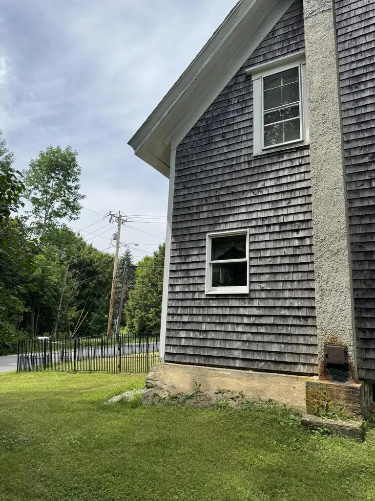 48 Calderwood Road Washington ME 04574