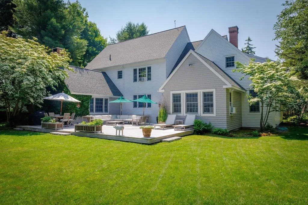 77 Manchester Road Mount Desert ME 04662