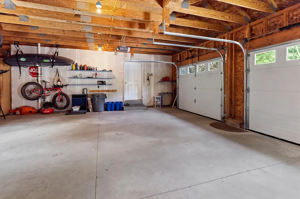 174 Mayflower Heights Drive Oakland ME 04963